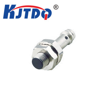 M8�Ӳ��ʽ�����ͽӽ��_�P